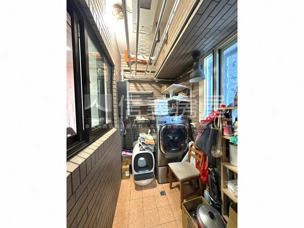 中路御品｜視野佳三房車位房屋室內格局與周邊環境