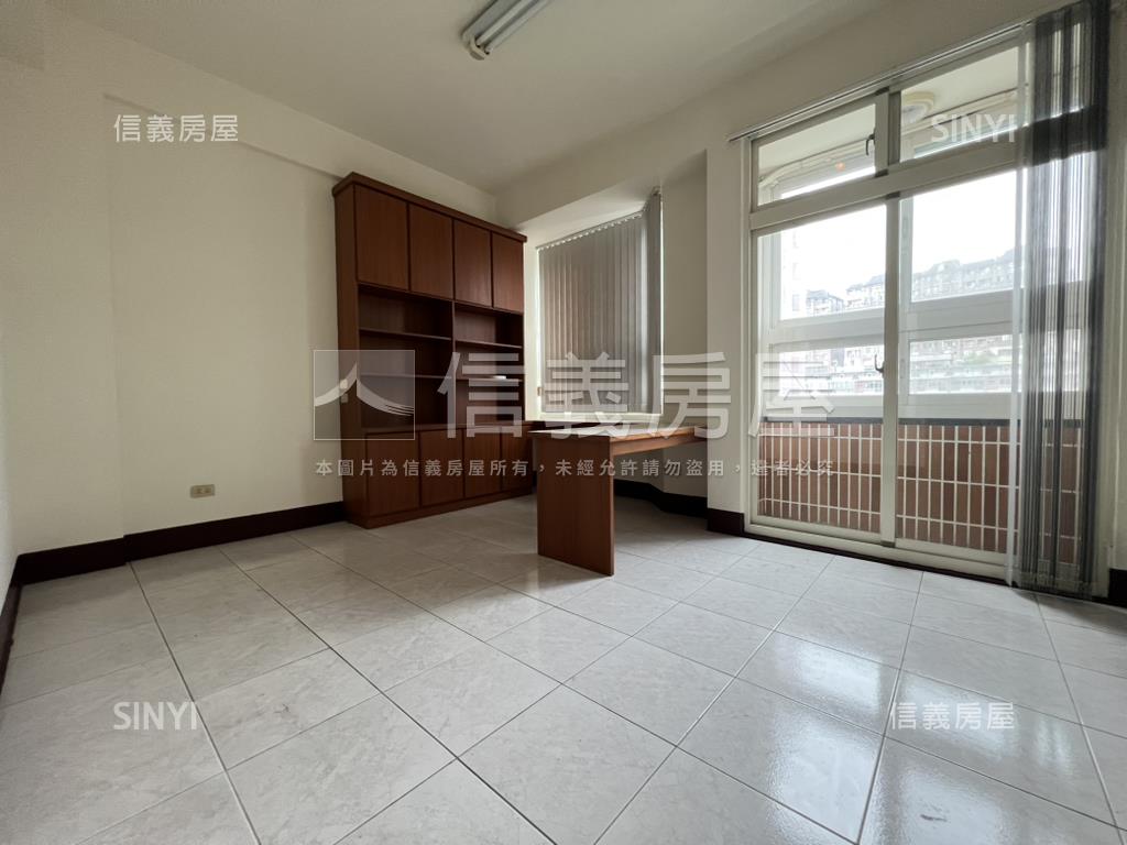 近大成搶眼店住房屋室內格局與周邊環境