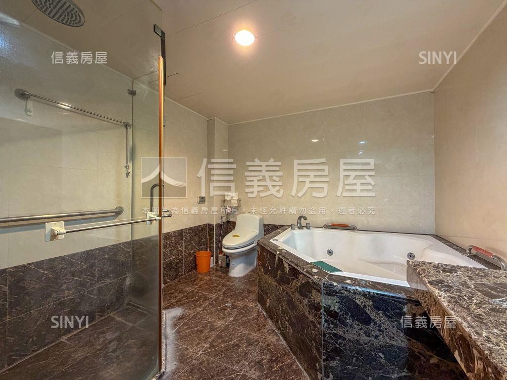 美術首排絕美四房平車房屋室內格局與周邊環境