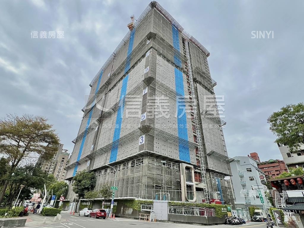 急售冶翠次頂兩房平車房屋室內格局與周邊環境