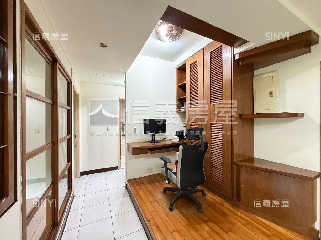 水蓮山莊首排景觀二房房屋室內格局與周邊環境