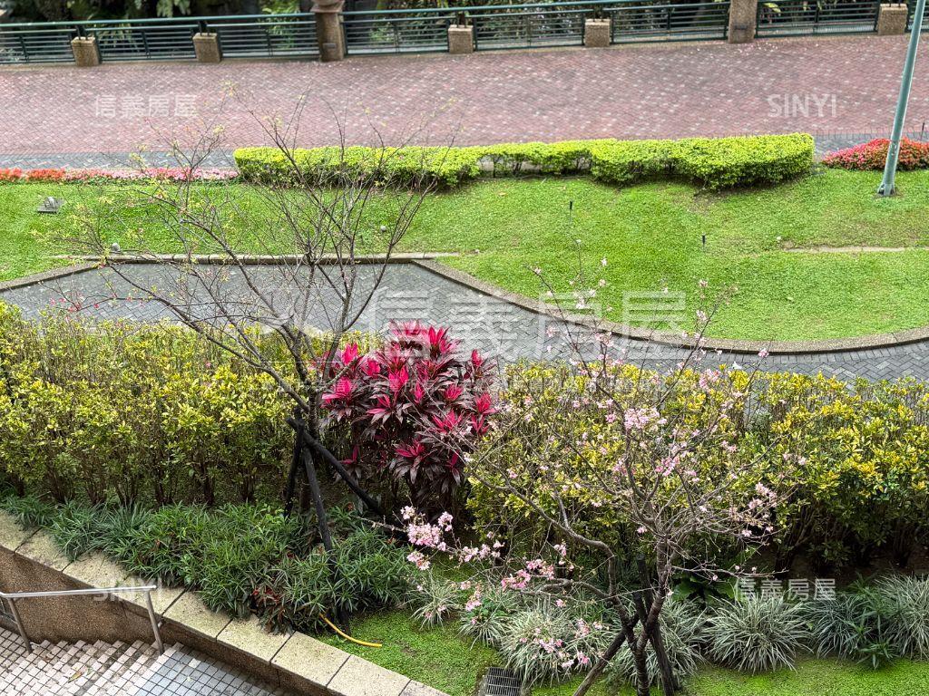 水蓮山莊首排景觀二房房屋室內格局與周邊環境