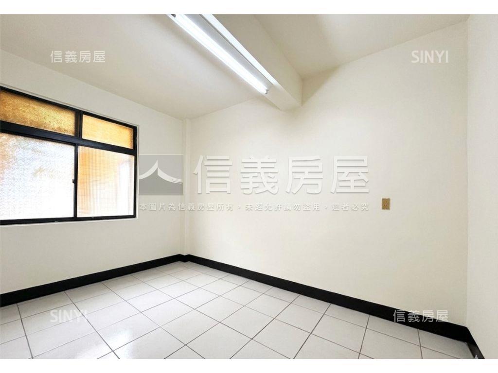 ★低總價３房★房屋室內格局與周邊環境