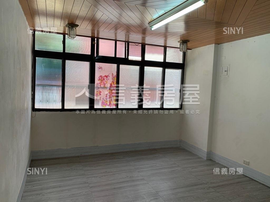 正義國小稀有釋出透天房屋室內格局與周邊環境