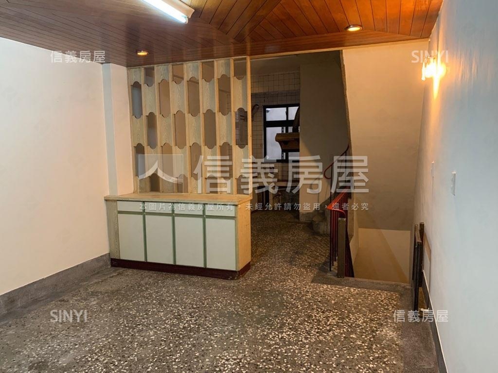 正義國小稀有釋出透天房屋室內格局與周邊環境