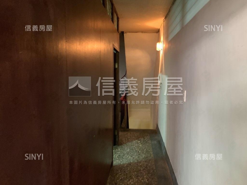 正義國小稀有釋出透天房屋室內格局與周邊環境