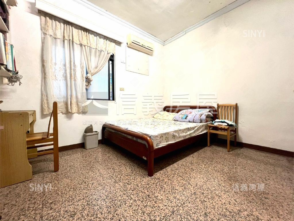 近捷運。永平方正黃金三樓房屋室內格局與周邊環境