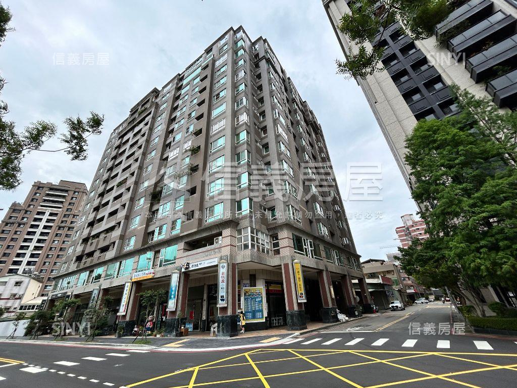 面公園第一排四房平車房屋室內格局與周邊環境