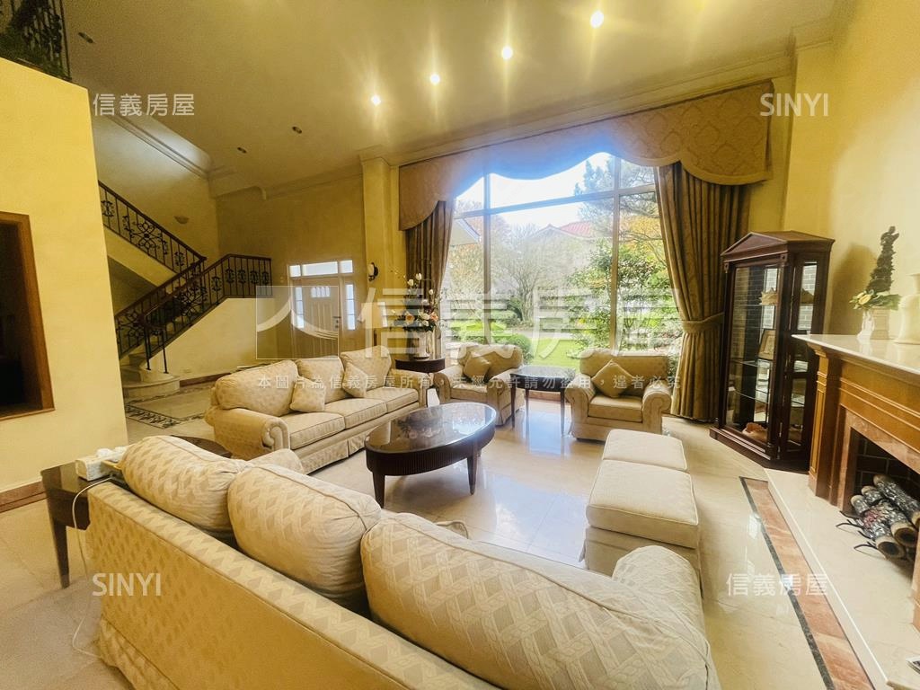 美式莊園獨棟別墅房屋室內格局與周邊環境