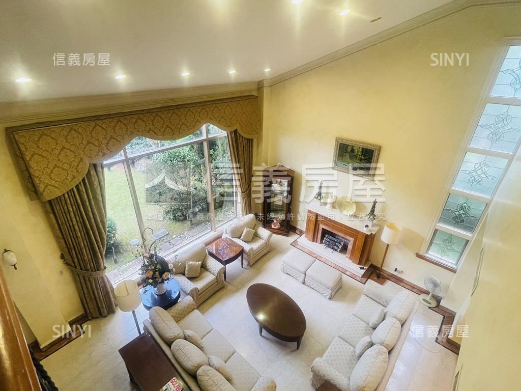 美式莊園獨棟別墅房屋室內格局與周邊環境