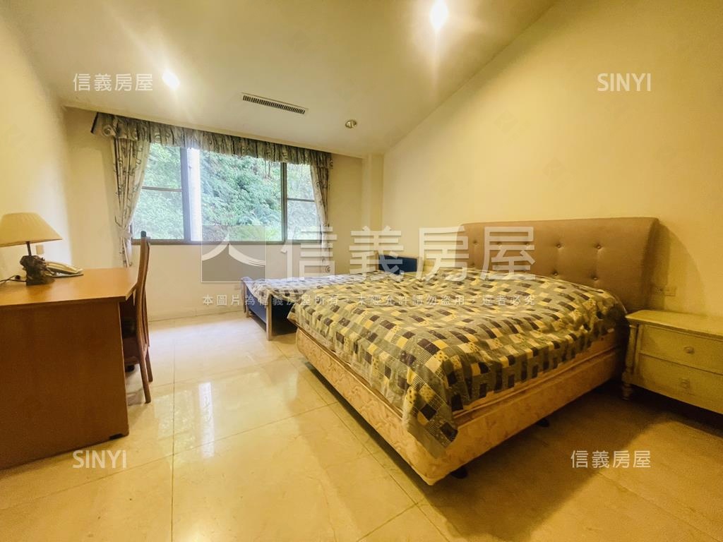 美式莊園獨棟別墅房屋室內格局與周邊環境