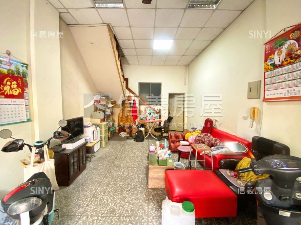 正仁化市場臨路透店房屋室內格局與周邊環境