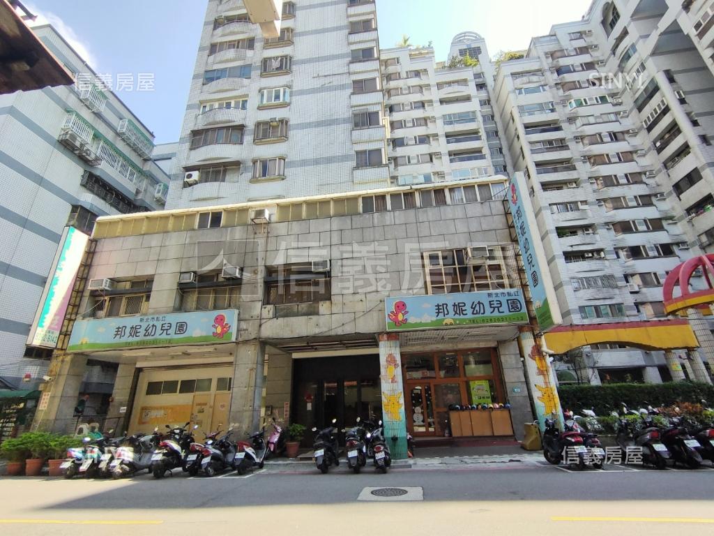 熱鬧中華街雙層樓店霸房屋室內格局與周邊環境