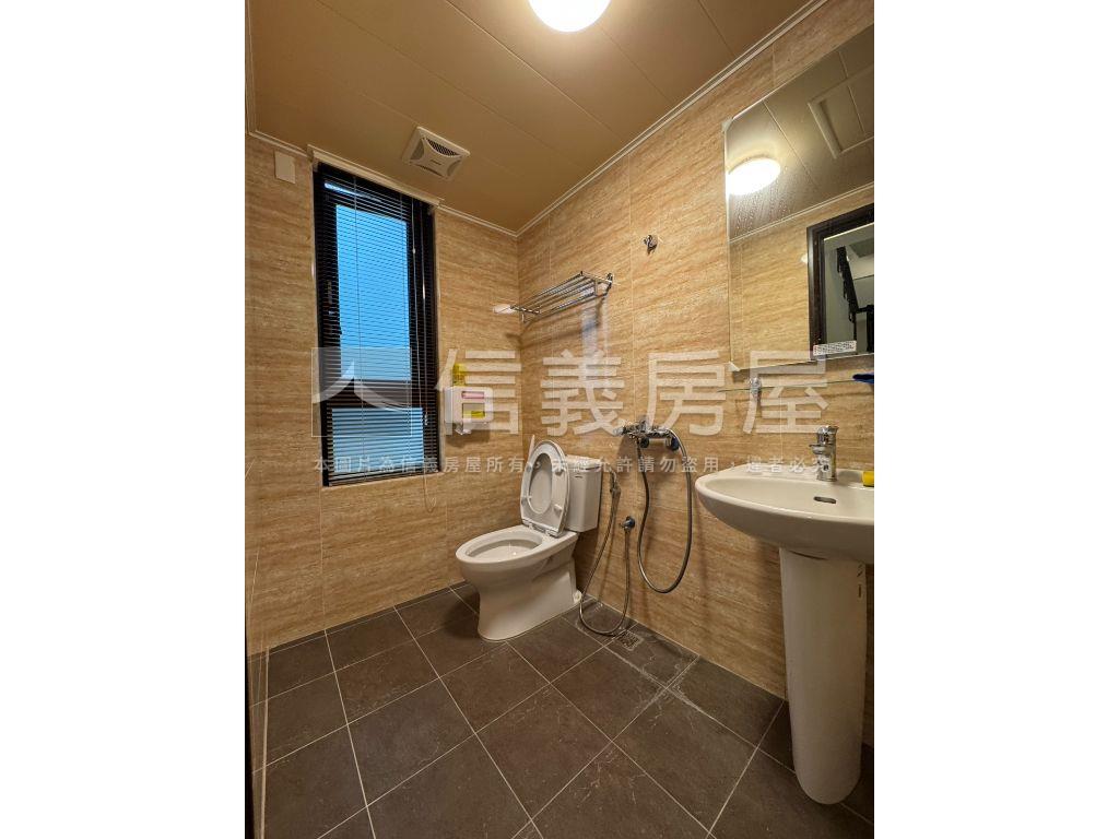 ★沙鹿富宇境可停雙車★房屋室內格局與周邊環境