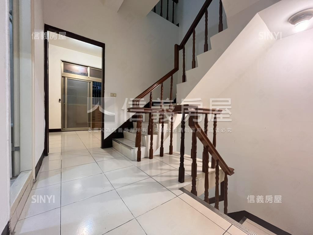 美居！！！海口市場大透天房屋室內格局與周邊環境