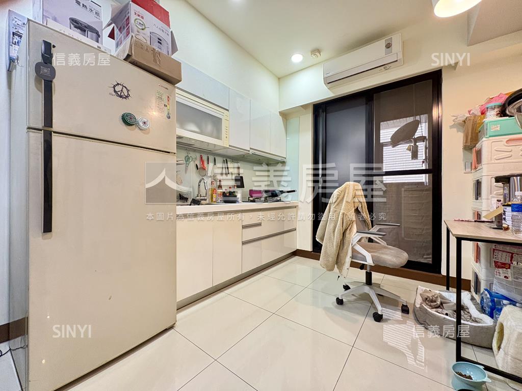 棋琴文賢苑精美兩房有車位房屋室內格局與周邊環境