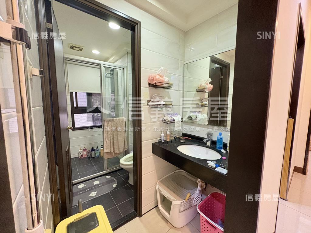 棋琴文賢苑精美兩房有車位房屋室內格局與周邊環境