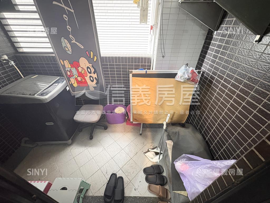 棋琴文賢苑精美兩房有車位房屋室內格局與周邊環境