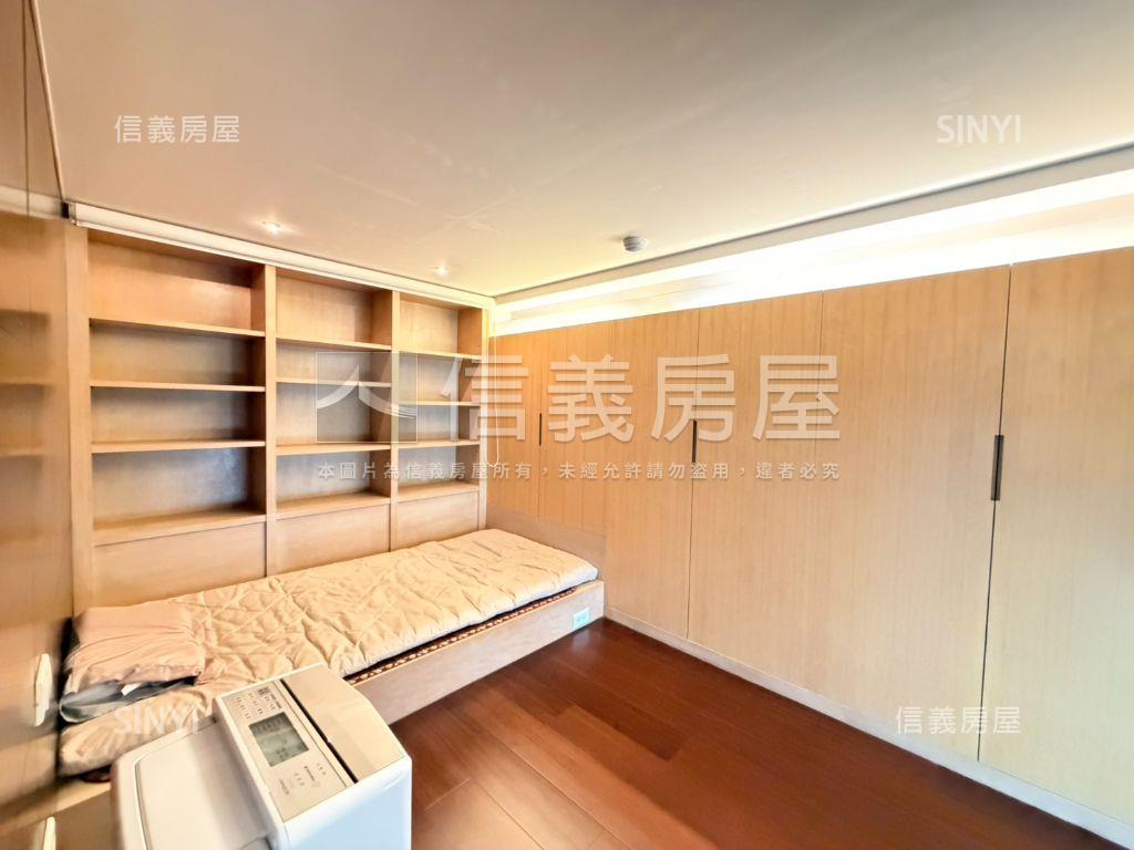 【康和】採光優雅三房房屋室內格局與周邊環境