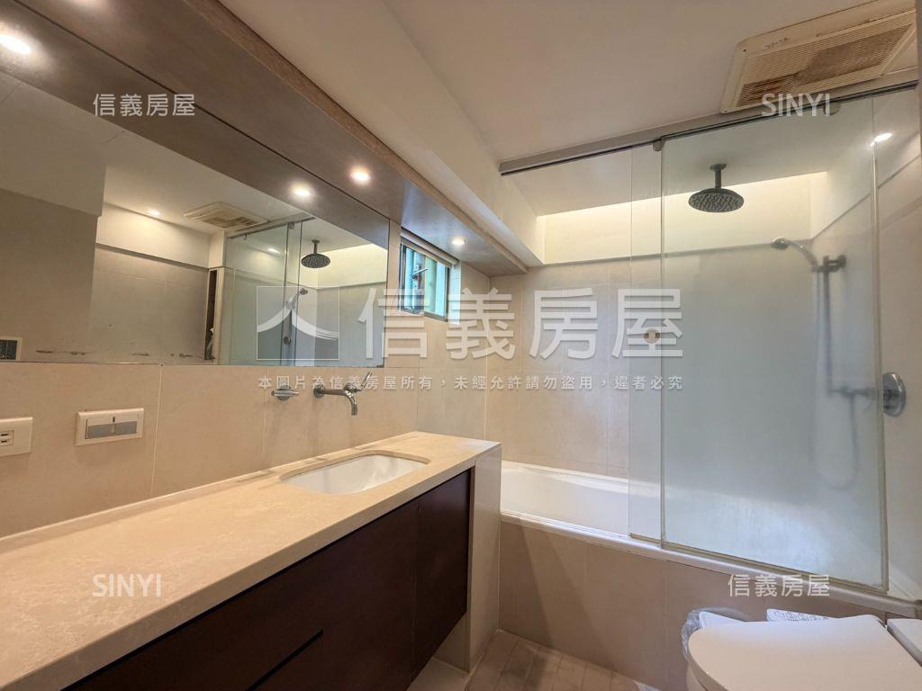 【康和】採光優雅三房房屋室內格局與周邊環境