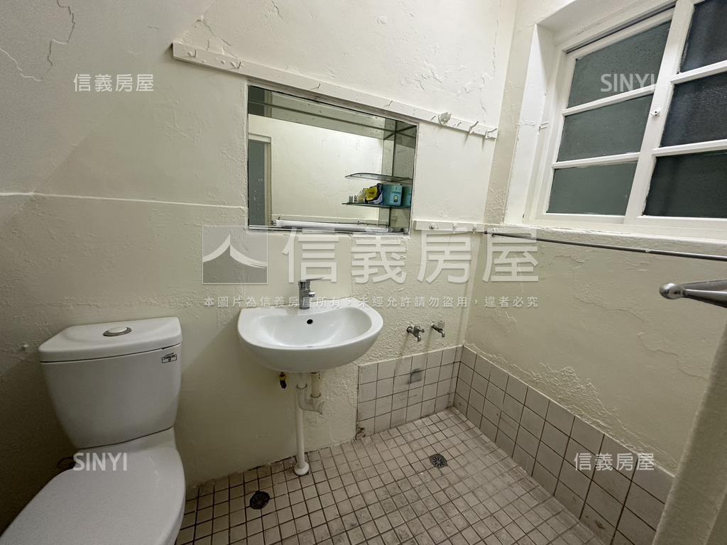 信義稀有獨棟透天店辦房屋室內格局與周邊環境