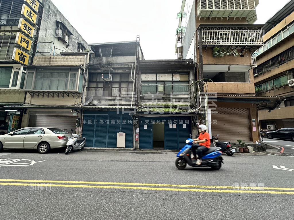 信義稀有獨棟透天店辦房屋室內格局與周邊環境