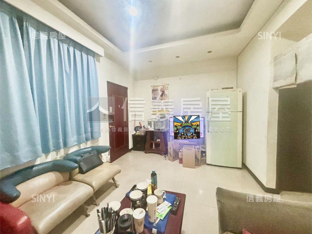 近夜市鬧中取靜機能一樓房屋室內格局與周邊環境