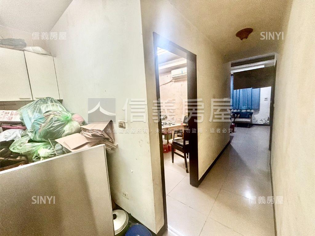 近夜市鬧中取靜機能一樓房屋室內格局與周邊環境