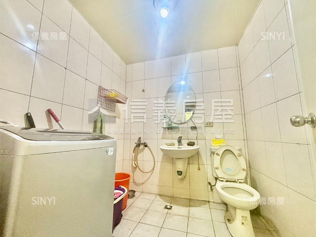 近夜市鬧中取靜機能一樓房屋室內格局與周邊環境