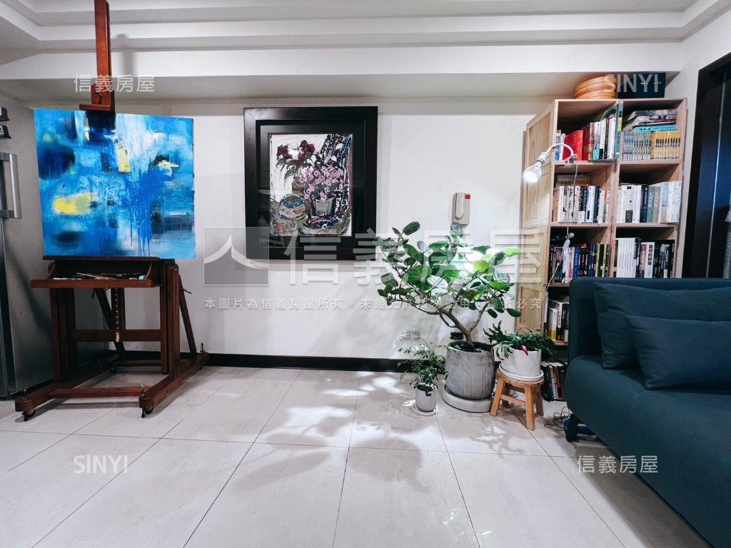 建成景觀３房附車位房屋室內格局與周邊環境