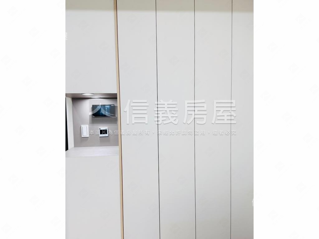 急售市政１號院裝潢２房房屋室內格局與周邊環境