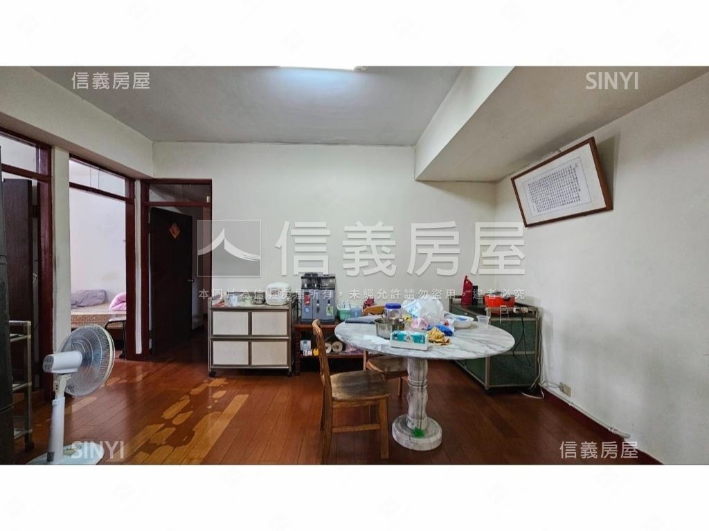 忠誠視野光景之上電梯三房房屋室內格局與周邊環境