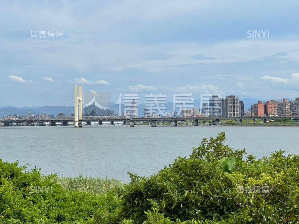 忠誠視野光景之上電梯三房房屋室內格局與周邊環境
