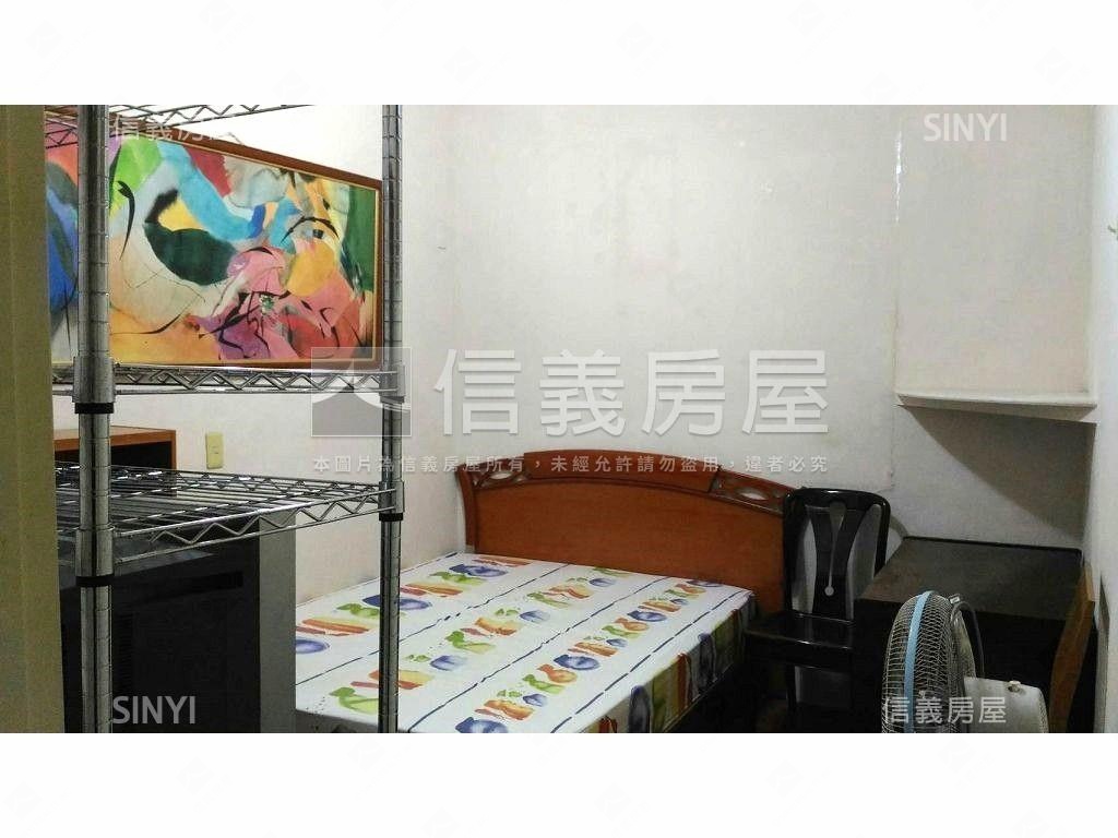 靜巷收租黃金三樓美屋房屋室內格局與周邊環境