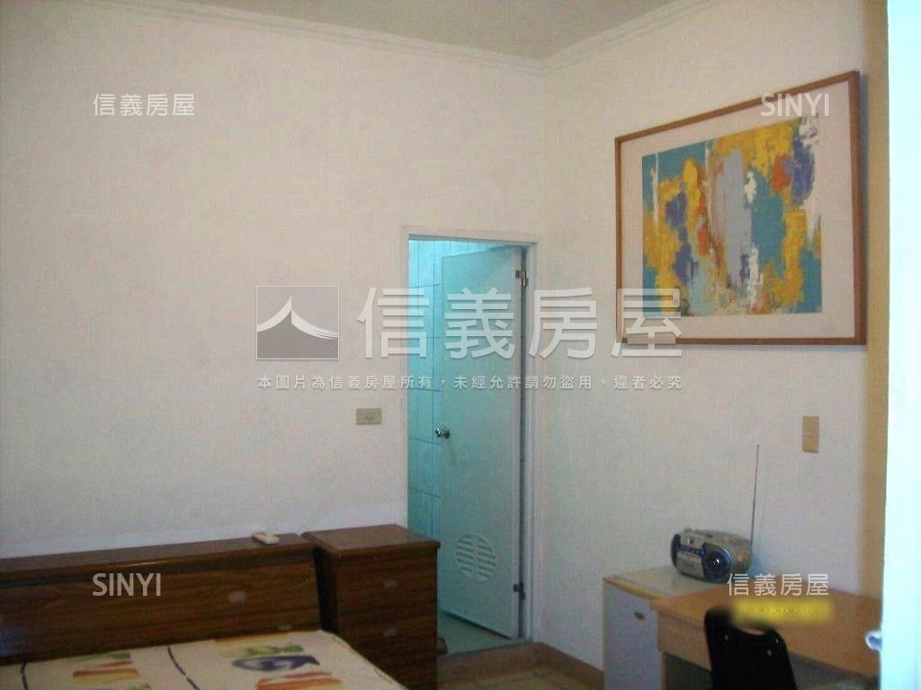 靜巷收租黃金三樓美屋房屋室內格局與周邊環境