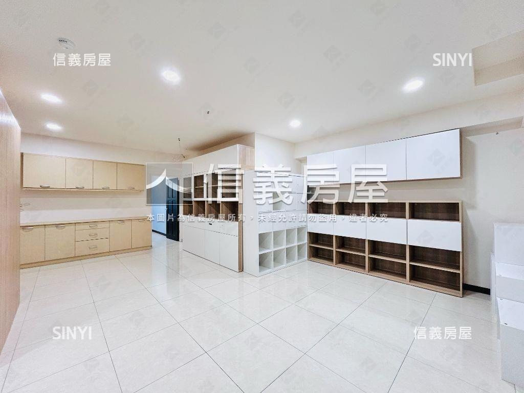 藝文近慈文國中３房車位房屋室內格局與周邊環境