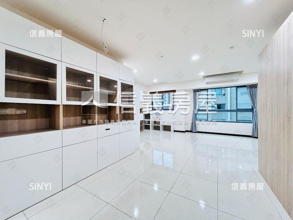 藝文近慈文國中３房車位房屋室內格局與周邊環境