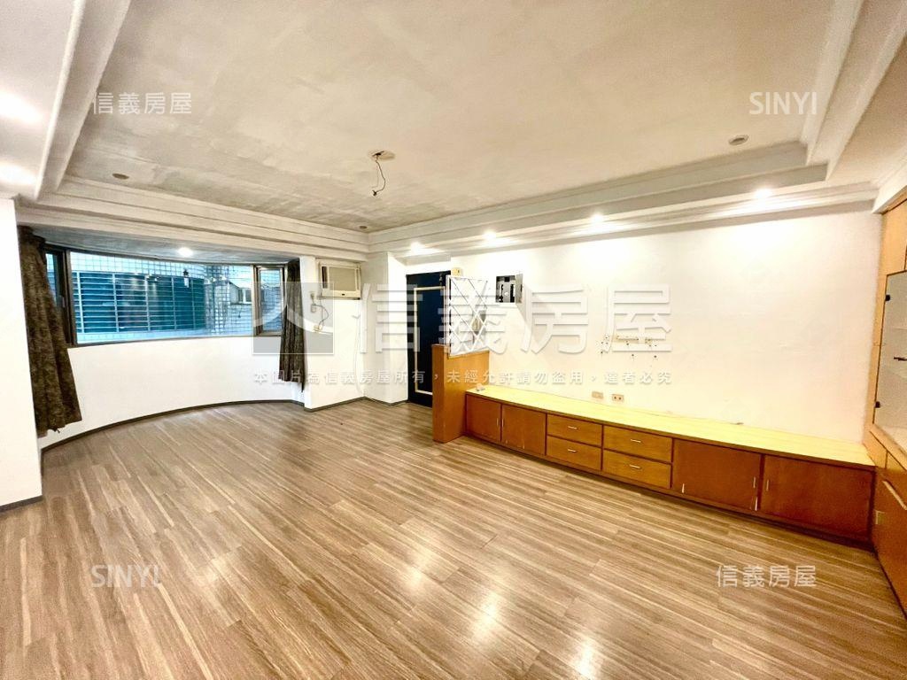 低總價★北醫電梯四房車位房屋室內格局與周邊環境