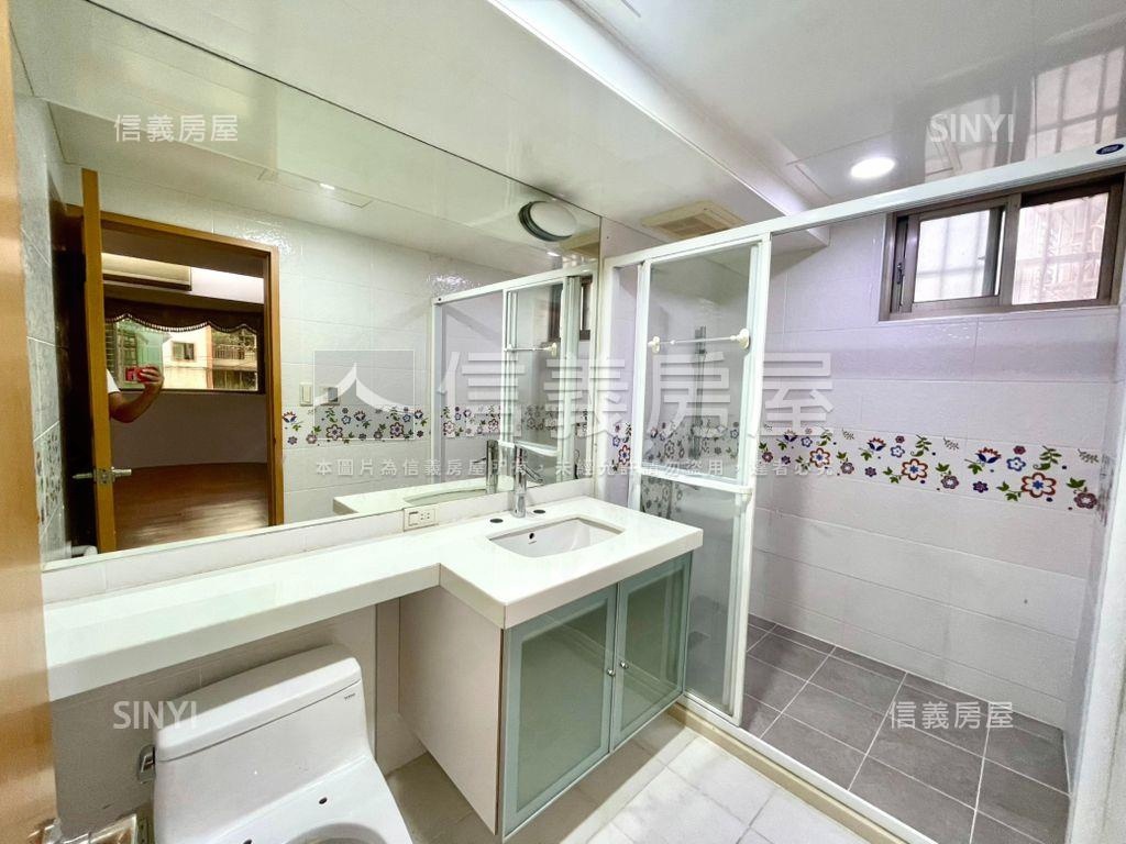 低總價★北醫電梯四房車位房屋室內格局與周邊環境