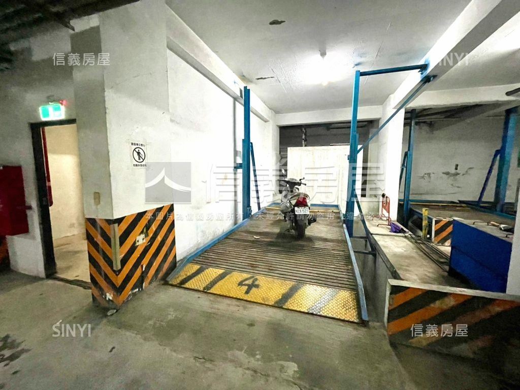 低總價★北醫電梯四房車位房屋室內格局與周邊環境