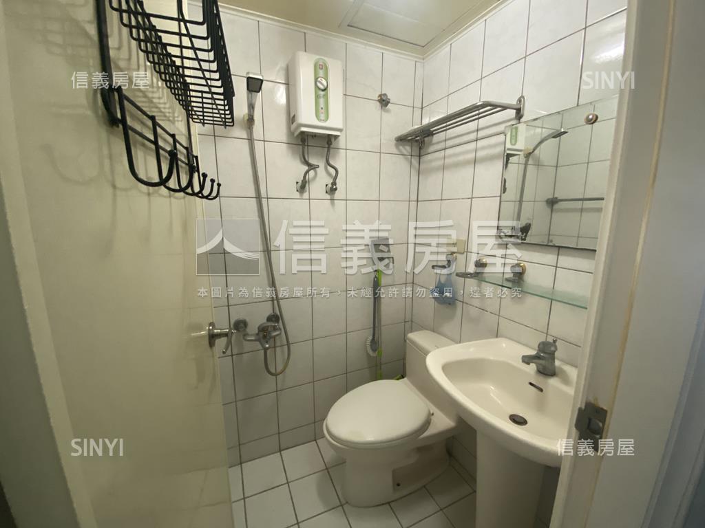 ＶＲ看屋真愛逢甲房屋室內格局與周邊環境