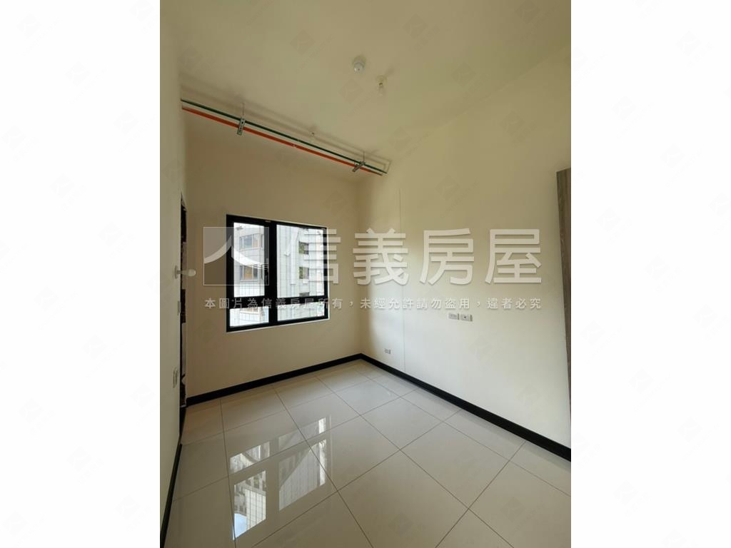 達欣信義文華美景附坡車位房屋室內格局與周邊環境
