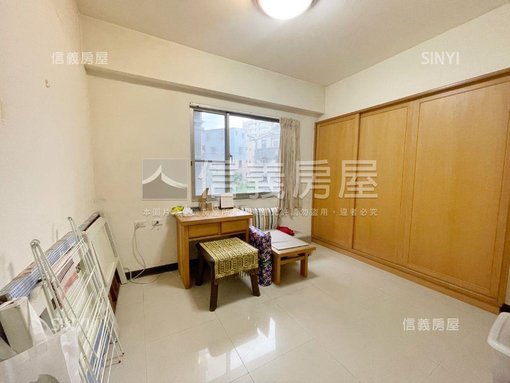 景安國宴｜電梯３房＋車位房屋室內格局與周邊環境