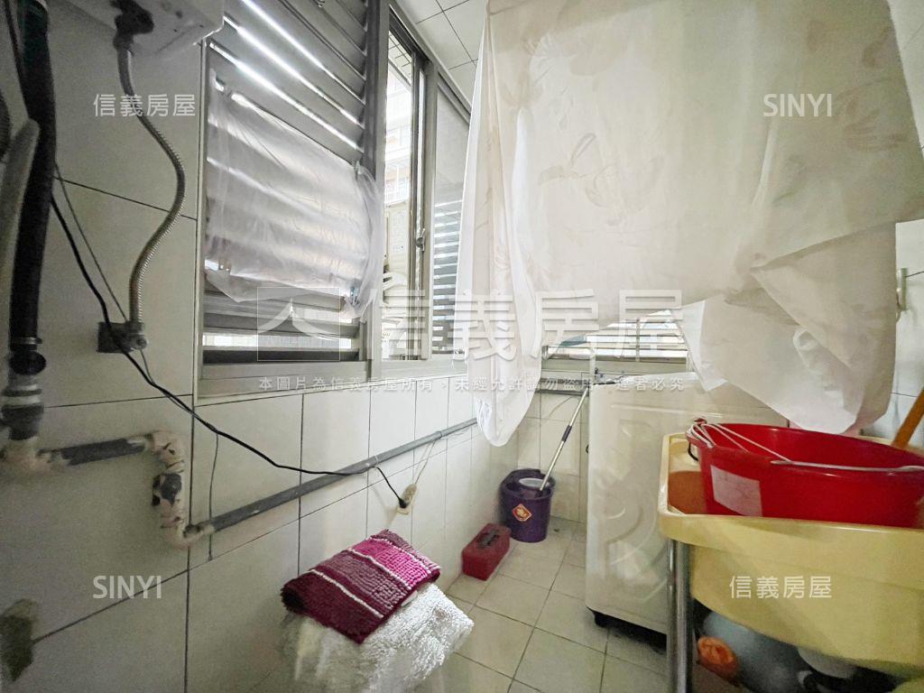 景安國宴｜電梯３房＋車位房屋室內格局與周邊環境