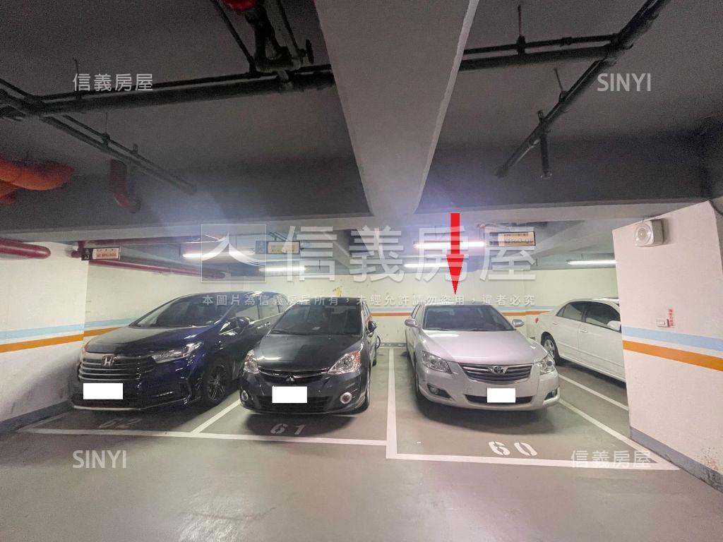 景安國宴｜電梯３房＋車位房屋室內格局與周邊環境