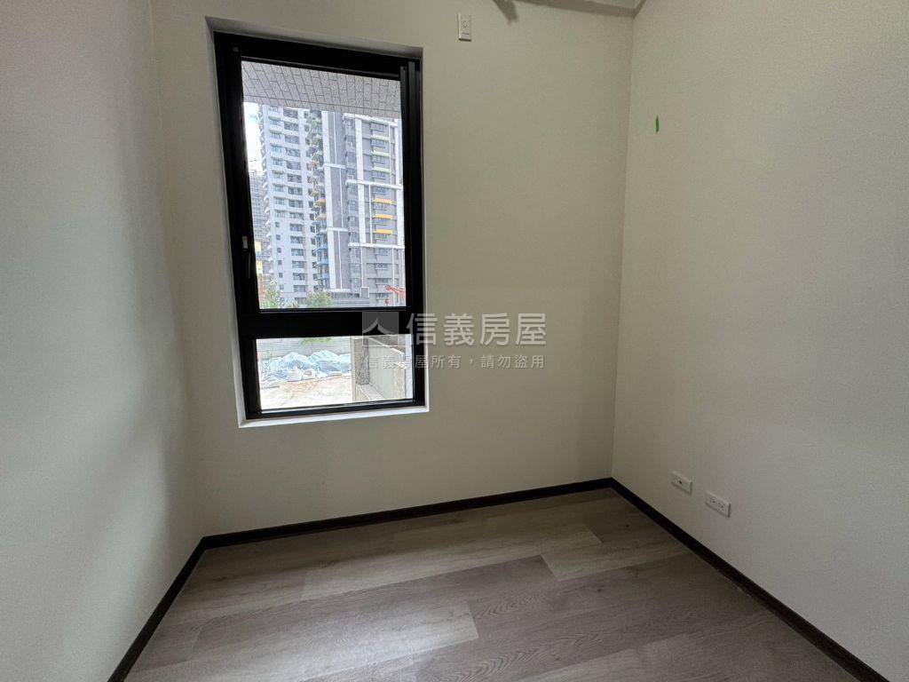 全新交屋新濠一閱房屋室內格局與周邊環境