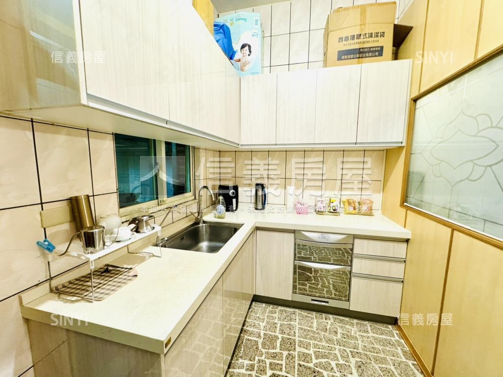 稀有釋出低總價大空間透天房屋室內格局與周邊環境