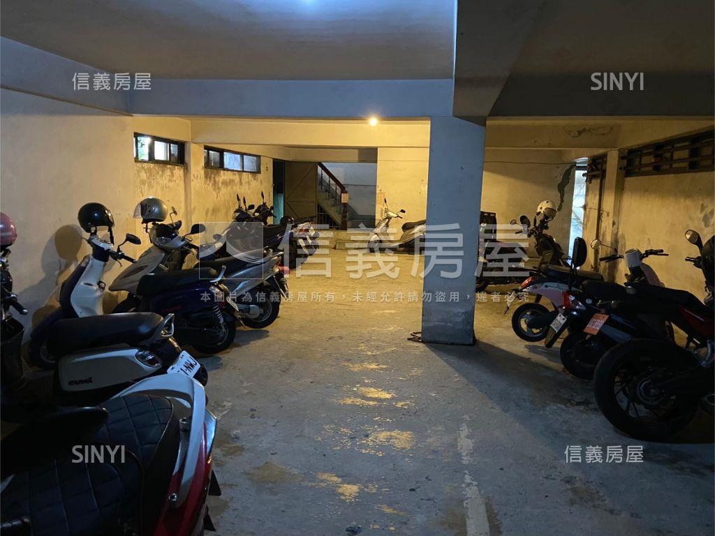 稀有！漢口商圈二樓公寓房屋室內格局與周邊環境