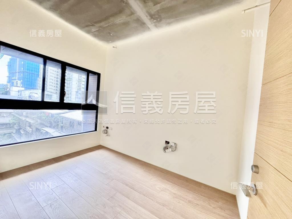 璞園建設璞松綻電梯２房房屋室內格局與周邊環境