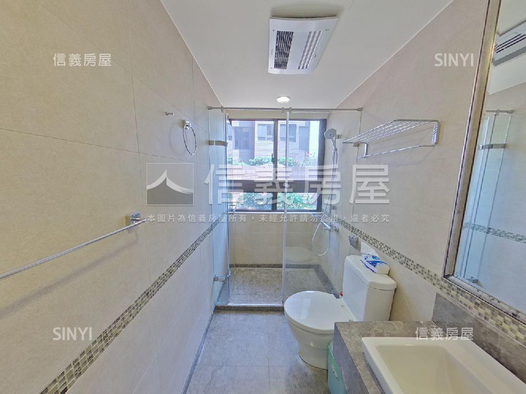 國泰樹海三面採光露台戶房屋室內格局與周邊環境